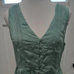 Love Tree Ladies Sleeveless Top Shirt Size Medium